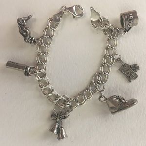 ♥️ Charm Bracelet. Vintage. Made in Italy. Sterling Silver.